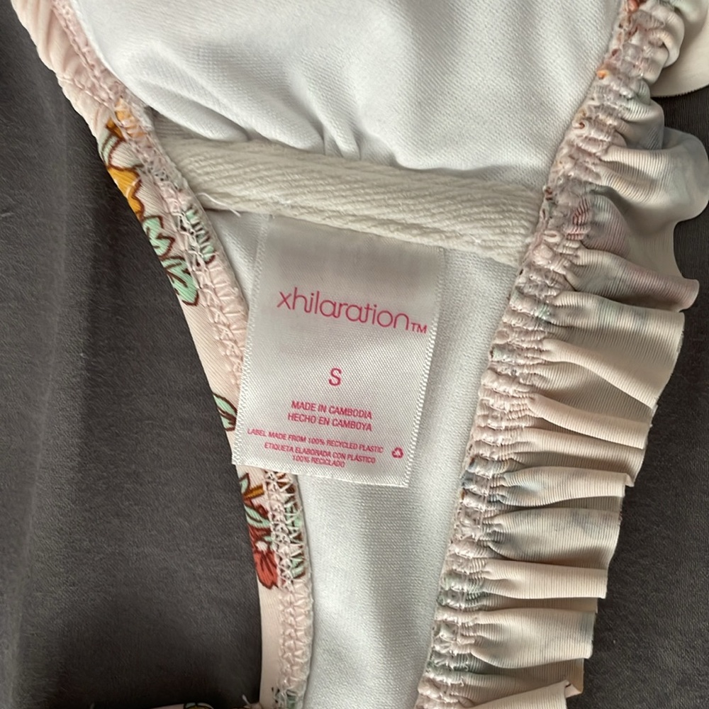 WORN Xhilaration Bikini two piece swimsuit - Picture 4 of 7